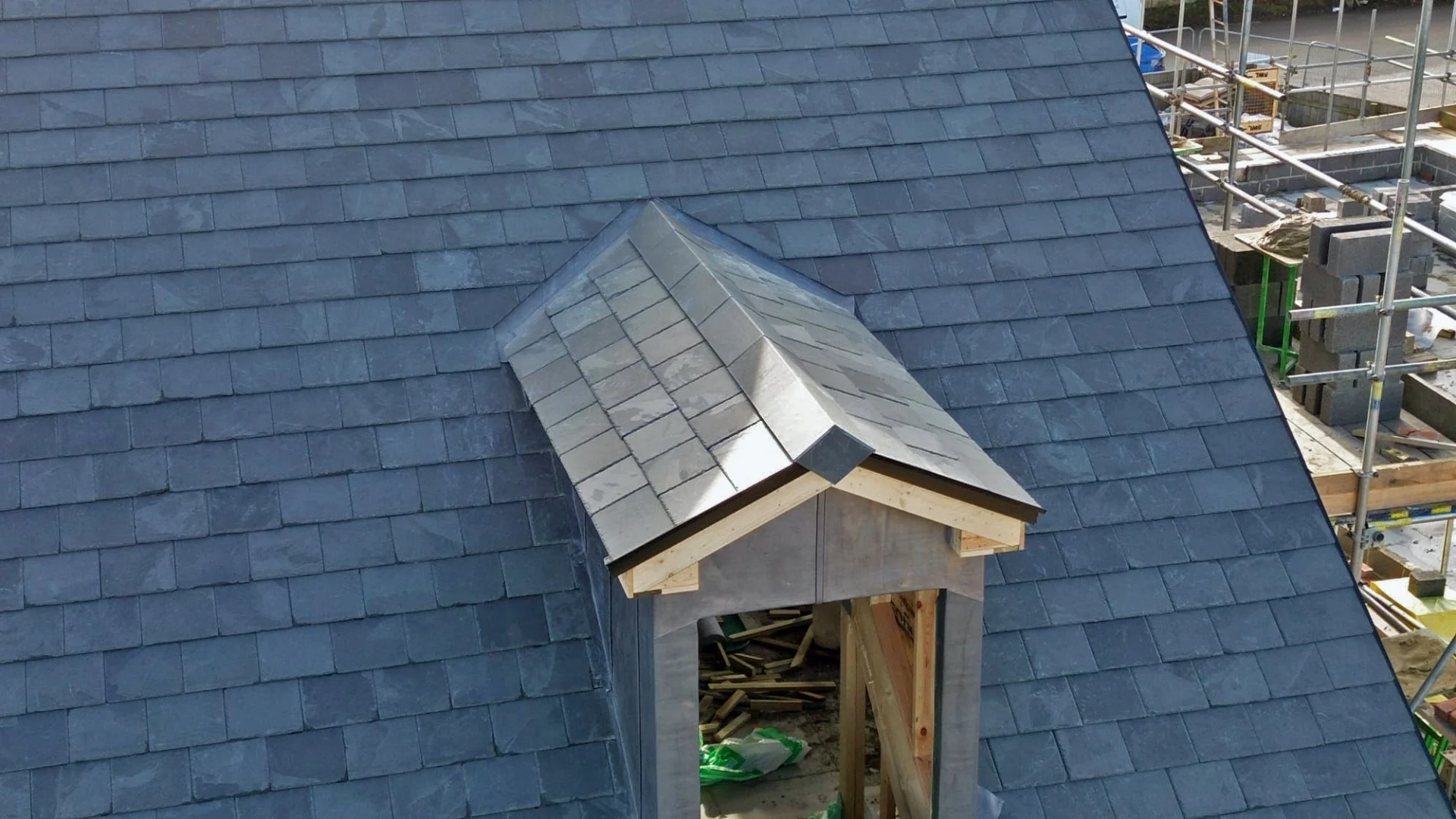 Armoured Slate Natural Slate Tile - Graphite (350x300mm) — The Roofing ...