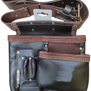 Single Oil Tanned Pouch With Belt
